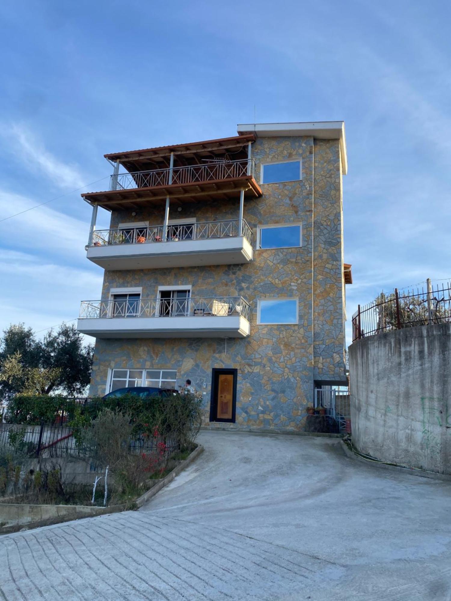 Guest house Private In Villa, City Side *