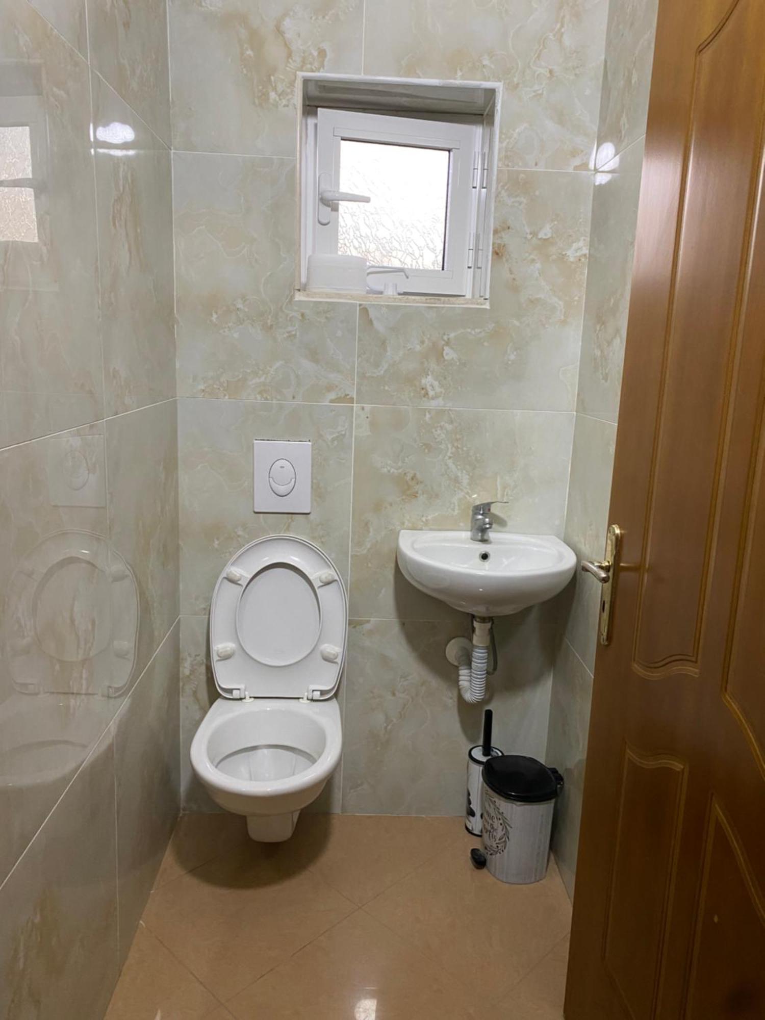 Guest house Private In Villa, City Side
